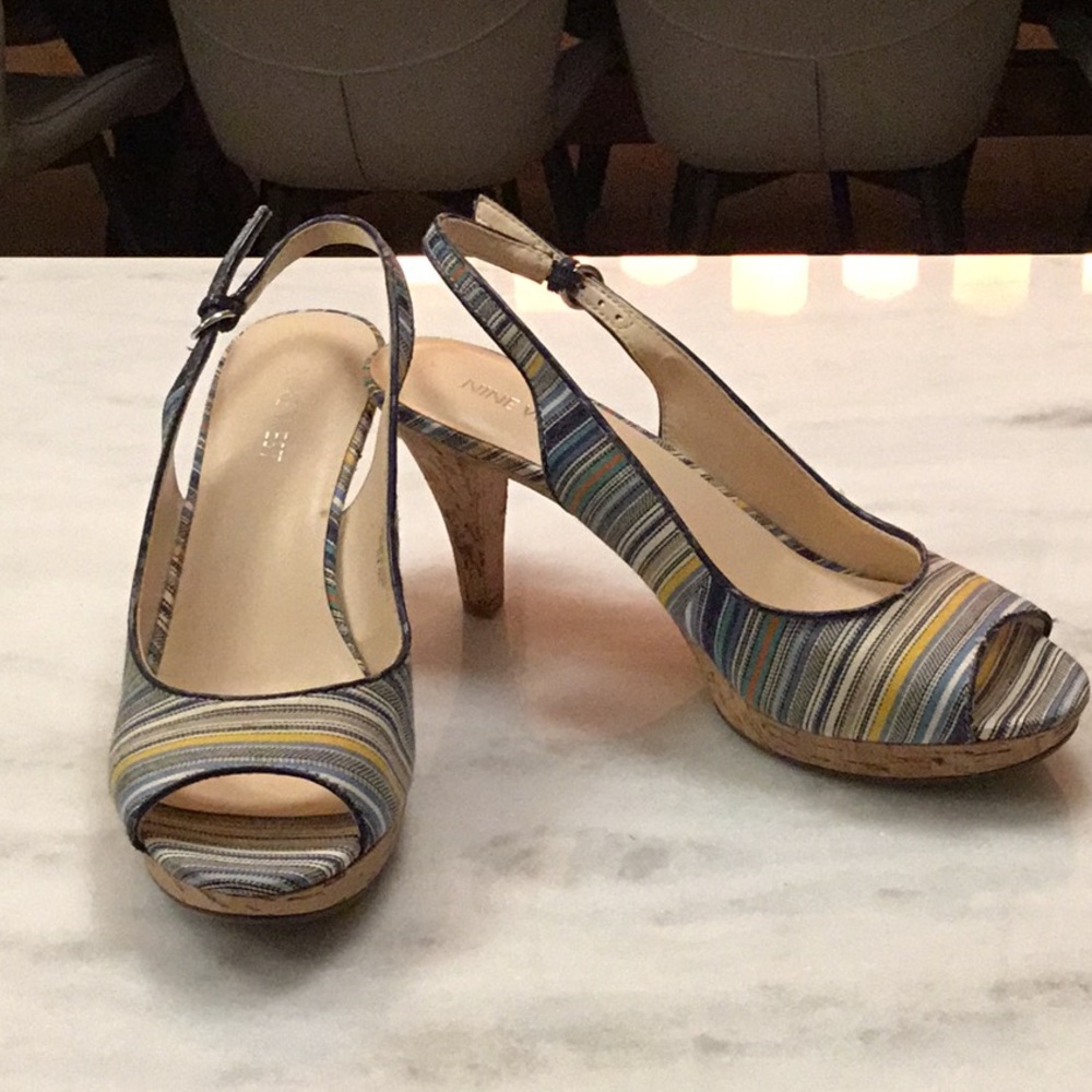 Nine West striped cloth sling back, peep toe, platform heels